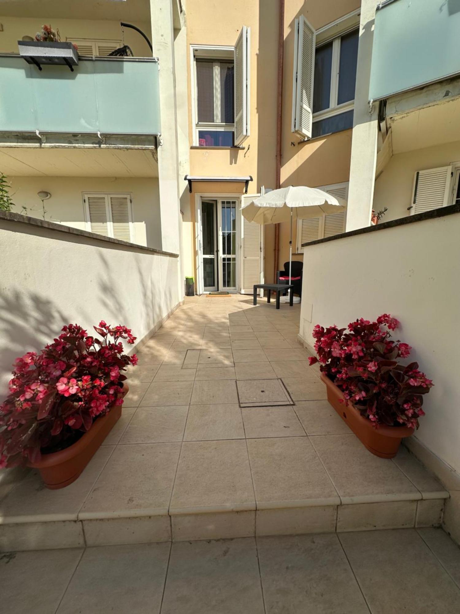 La Kasina Hotel Livorno Buitenkant foto